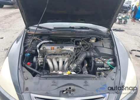 2005 Honda Accord 2.4 Lx from USA, damaged, VIN 1HGCM56495A154699